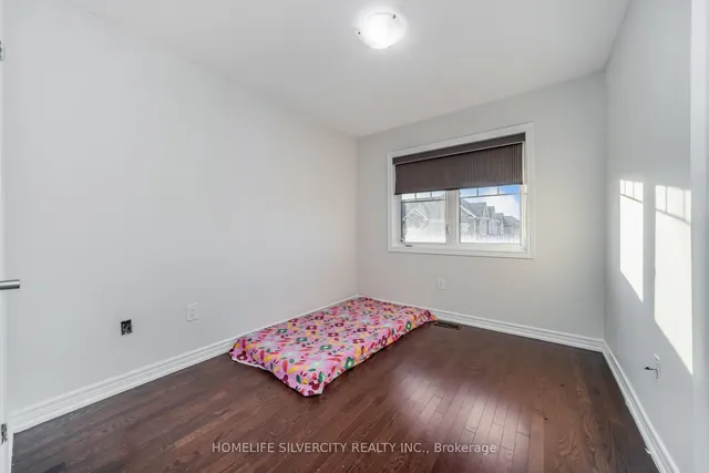 Additional image 29 of 44 Davenfield Circ