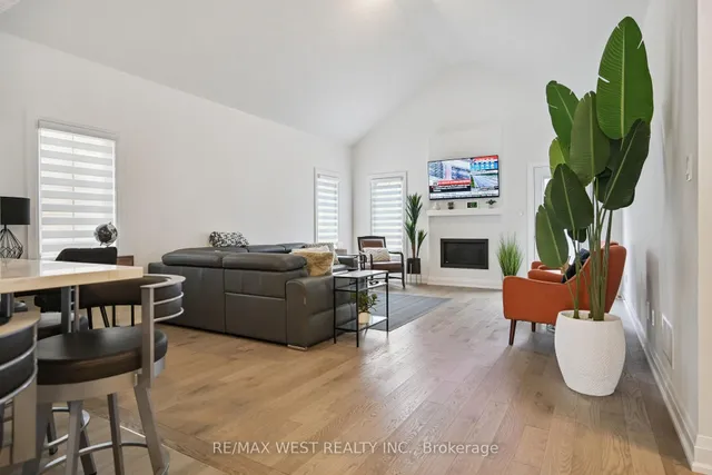 Additional image 6 of 31 Tea Rose Rd