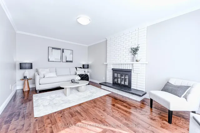 Additional image 21 of 10 St Mark Pl