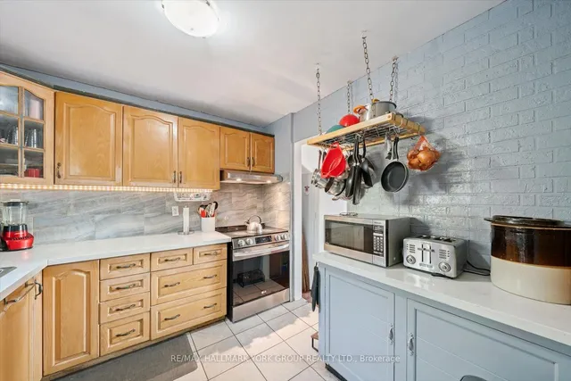 Additional image 10 of 31 Jacobs Sq