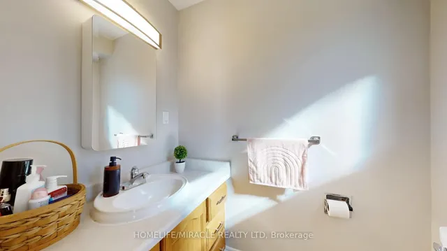 Additional image 13 of 64 Radford Dr