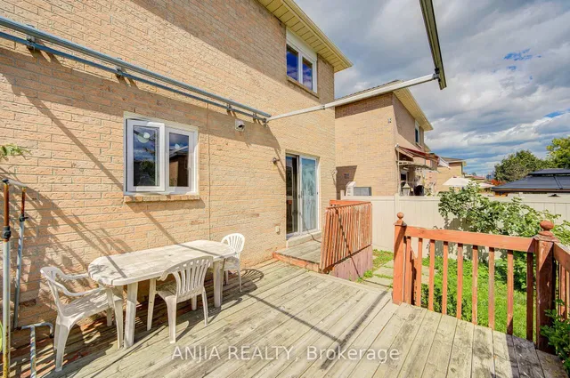 Additional image 40 of 550 Bluesky Cres