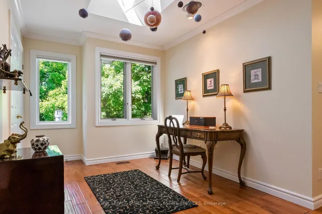 Additional image 22 of 1318 Hillview Cres