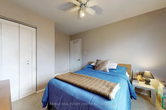 Additional image 48 of 7406 Darcel Ave Unit 34