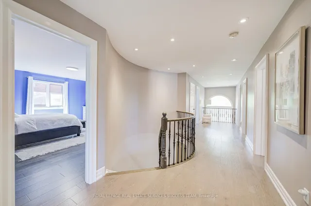 Additional image 18 of 1378 Bayshire Dr