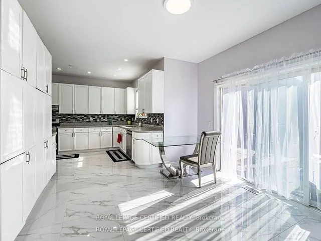 Additional image 17 of 5 Treeline Blvd