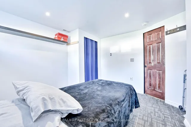 Additional image 40 of 23 Windermere Crt