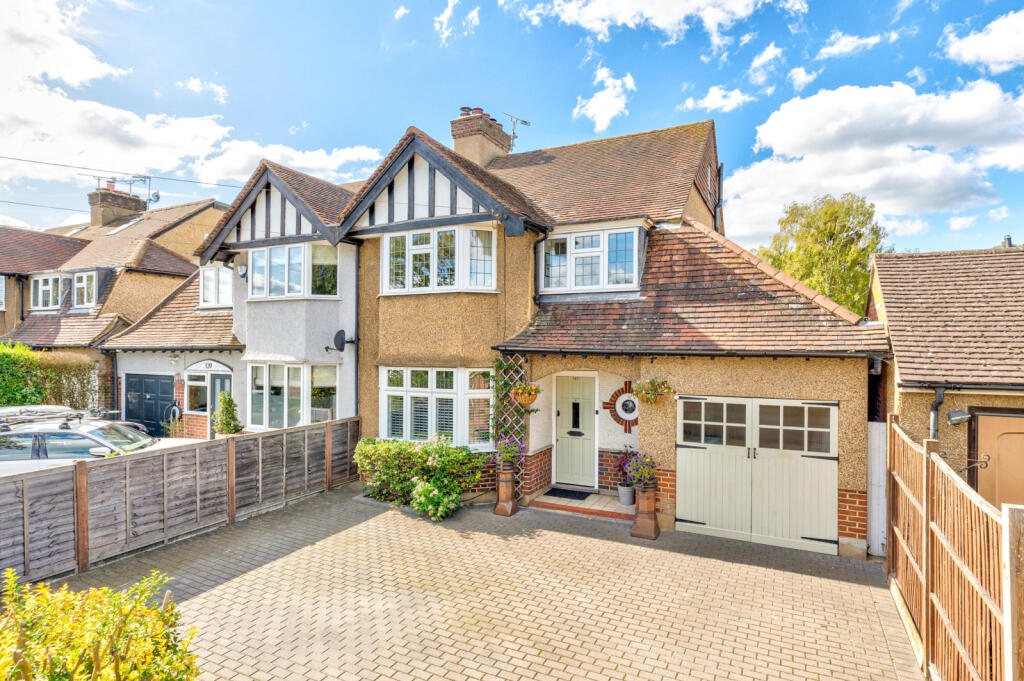 Beechwood Avenue, St. Albans, Hertfordshire, AL1