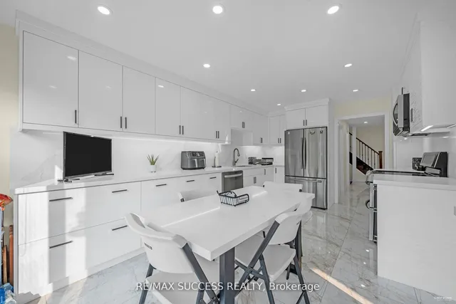 Additional image 12 of 63 Blue Spruce St