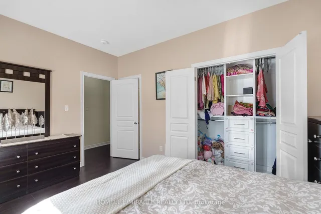 Additional image 36 of 26 Fitzgibson St