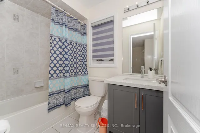 Additional image 33 of 38 Delport Clse