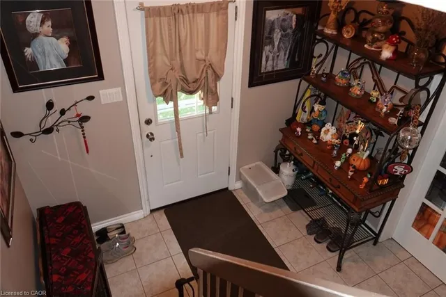 Additional image 6 of 5475 Lakeshore Rd Unit 9