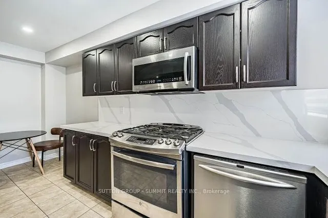 Additional image 11 of 65 Spadina Rd