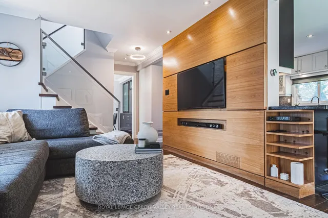 Additional image 11 of 618 Santee Gate