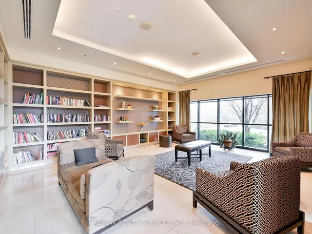 Additional image 5 of 100 John St Unit 2404