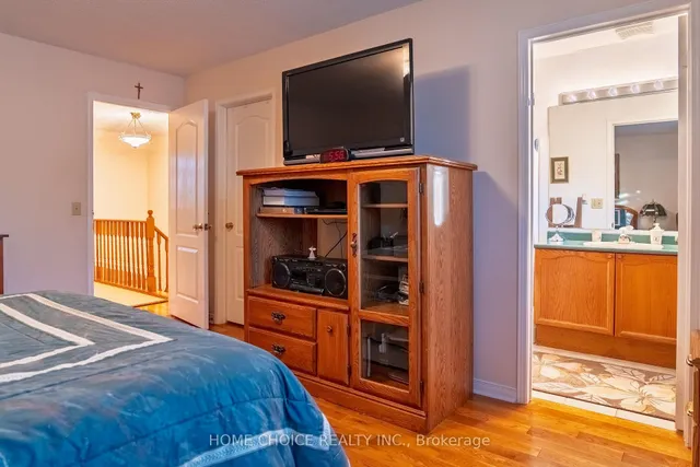 Additional image 15 of 914 Applecroft Circ