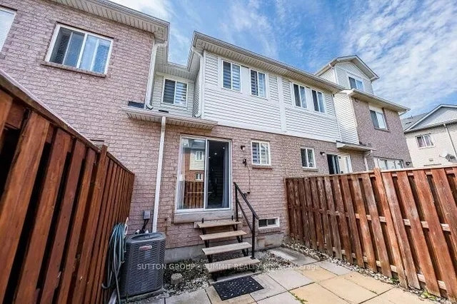 Additional image 47 of 65 Spadina Rd