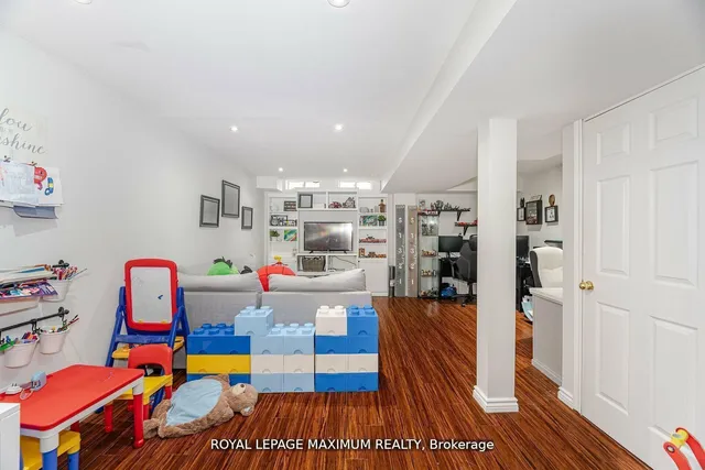 Additional image 28 of 50 Big Moe Cres