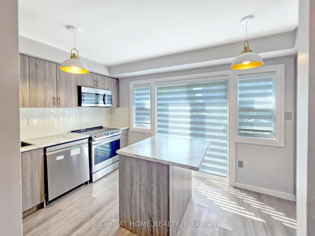 Additional image 6 of 98 Spadina Rd