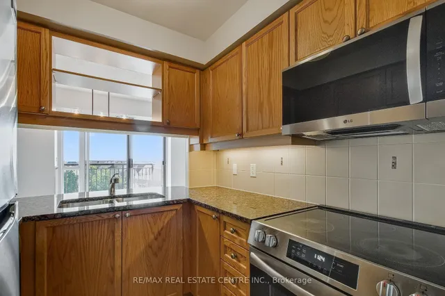 Additional image 12 of 2391 Central Park Dr Unit 503