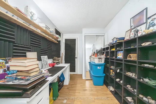 Additional image 30 of 19 Gatsby Sq