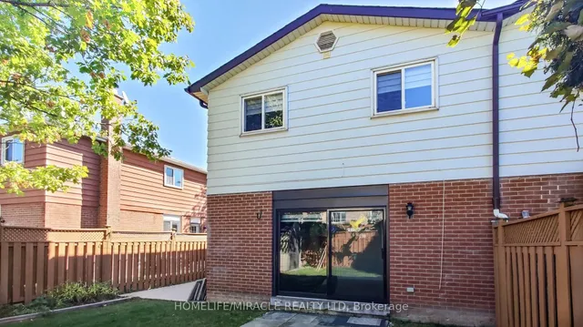 Additional image 49 of 64 Radford Dr