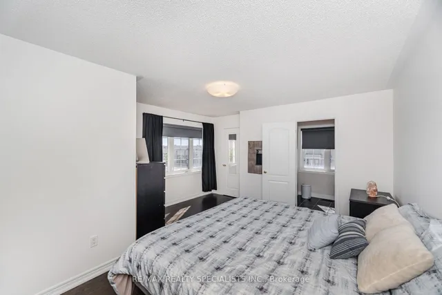 Additional image 30 of 2 Shiraz Dr Unit 114