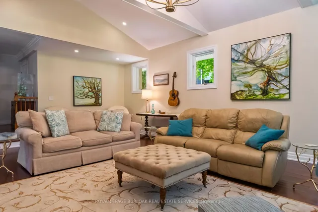 Additional image 20 of 1318 Hillview Cres