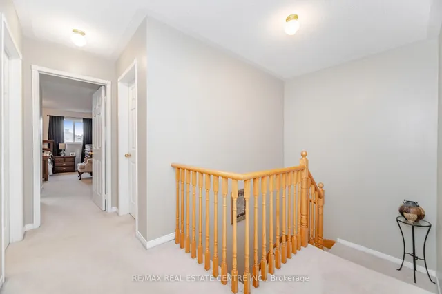 Additional image 28 of 59 Vintage Gate