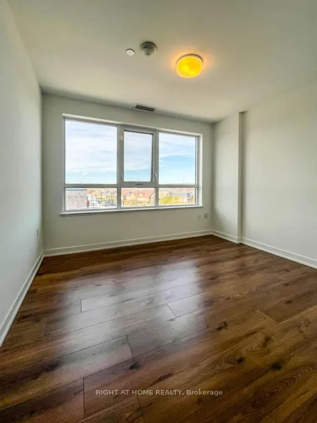 Additional image 6 of 395 Dundas St Unit 528