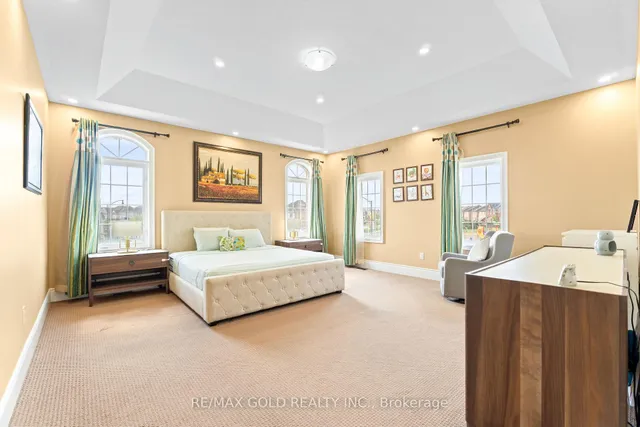 Additional image 26 of 19 Martin Byrne Dr