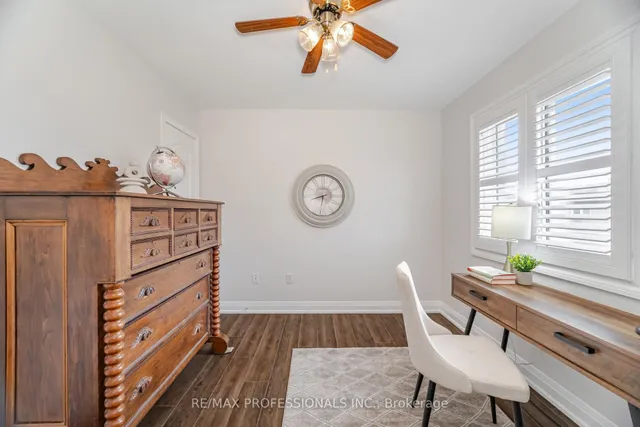 Additional image 33 of 74 Upper Highlands Dr