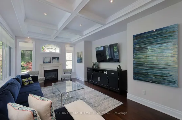 Additional image 5 of 14 Canis St