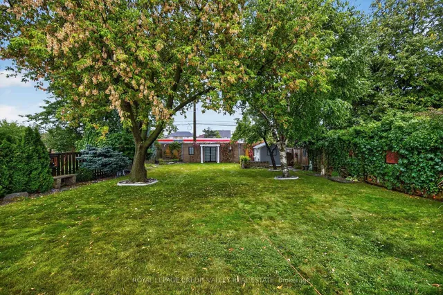 Additional image 44 of 23 Caldwell Cres