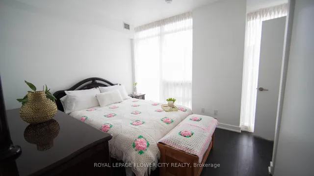 Additional image 10 of 180 Veterans Dr Unit 203