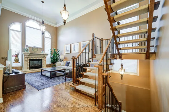 Additional image 29 of 1388 Pinery Cres