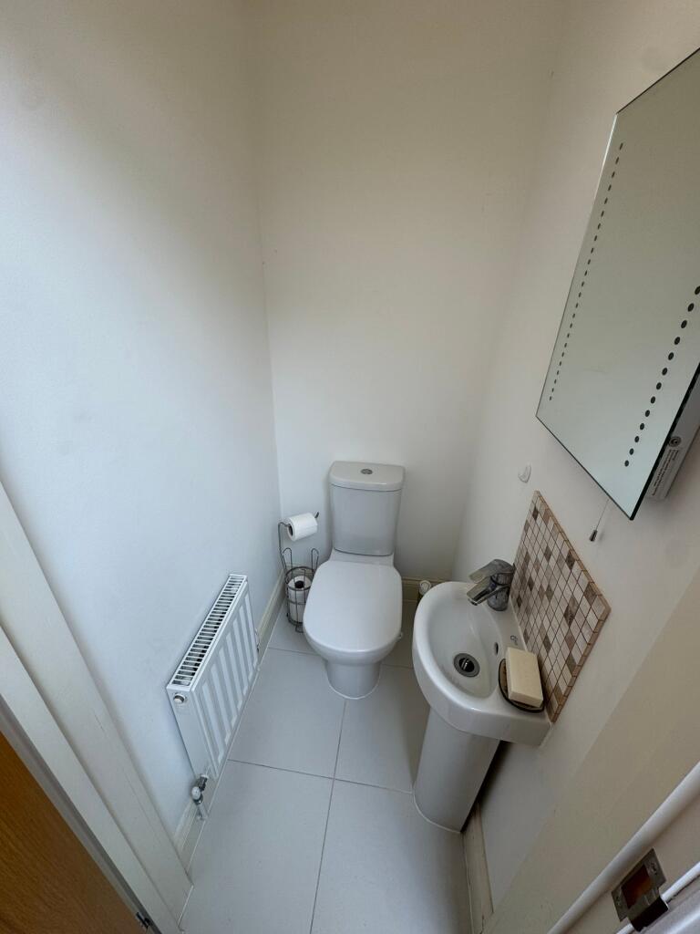 Additional image 12 of Roe Green Lane, Hatfield, AL10