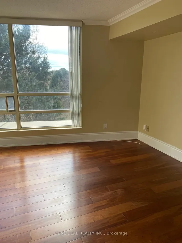 Additional image 33 of 50 Eglinton Ave Unit 207