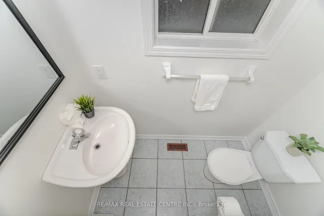 Additional image 14 of 86 Pauline Cres