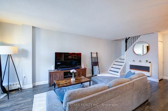 Additional image 17 of 1624 Bloor St Unit 61