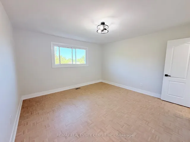 Additional image 14 of 1215 Larny Crt