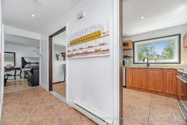 Additional image 3 of 13 Hilldowntree Tr