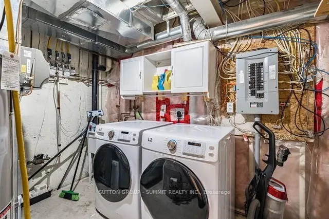 Additional image 44 of 65 Spadina Rd