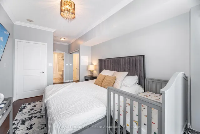 Additional image 14 of 60 Absolute Ave