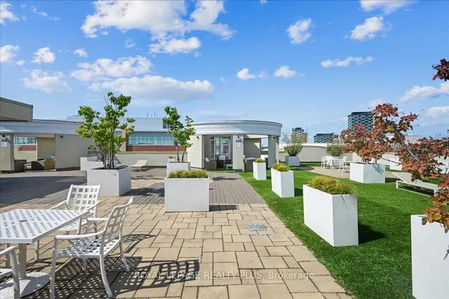 Additional image 38 of 216 Oak Park Blvd Unit 414