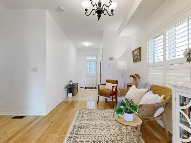 Additional image 8 of 50 Versailles Cres