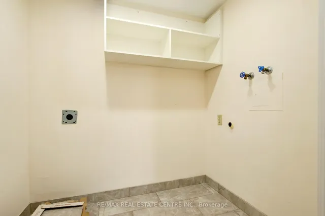 Additional image 35 of 320 Mill St Unit 303