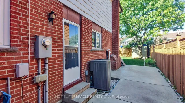 Additional image 50 of 64 Radford Dr