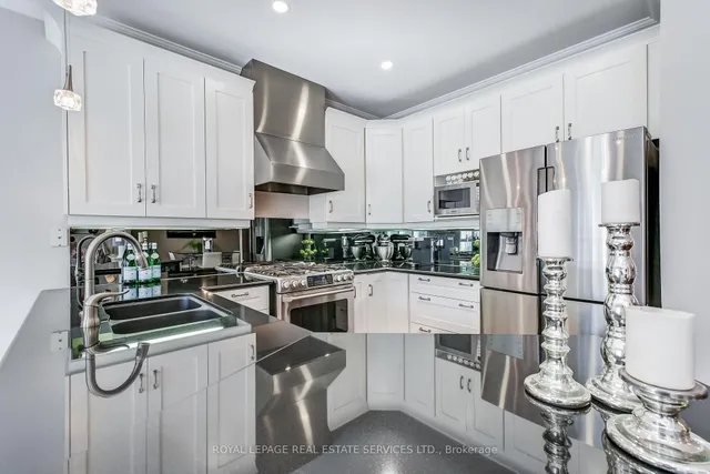 Additional image 10 of 1242 Agram Dr