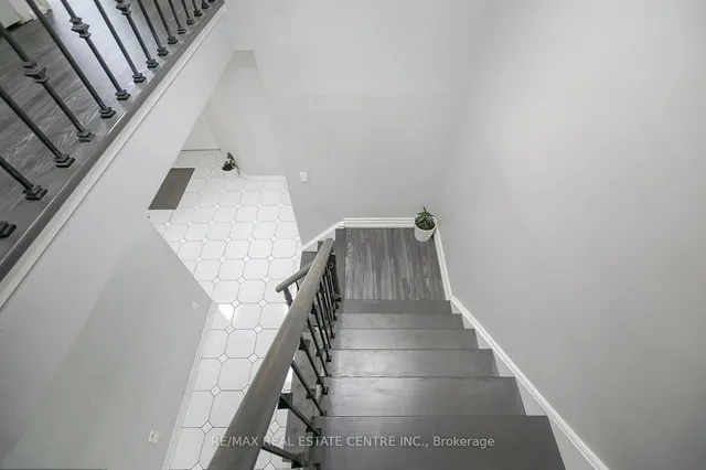 Additional image 13 of 5600 Cortina Cres